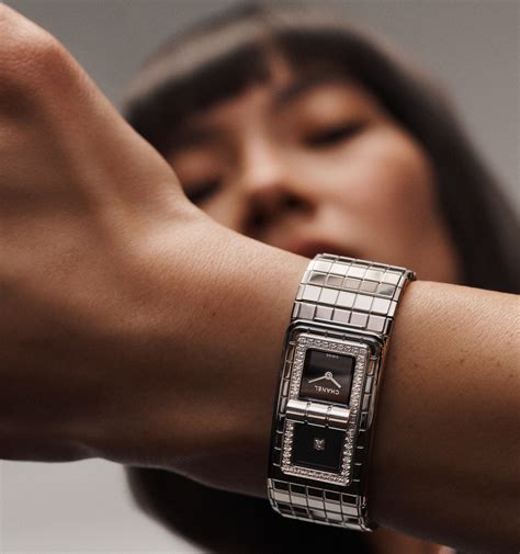 chanel code watch
